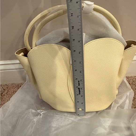 NWT new melie bianco Anthropologie tulip crossbody handle bag and Pouch yellow - Picture 11 of 17